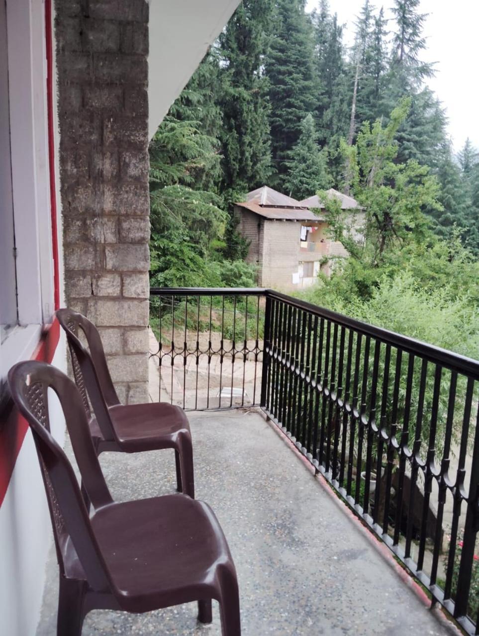 New Gulmarg Manali Hotell Exteriör bild
